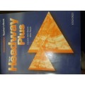 NEW HEADWAY PLUS INTERMEDIATE TEACHER`S BOOK